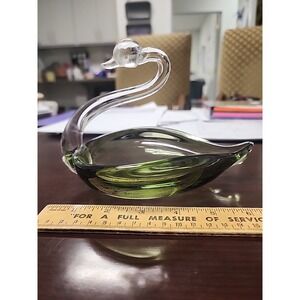 6  1/2 inch Art Glass Swan‎ Bowl~ Decorative 1980's Hand Blown